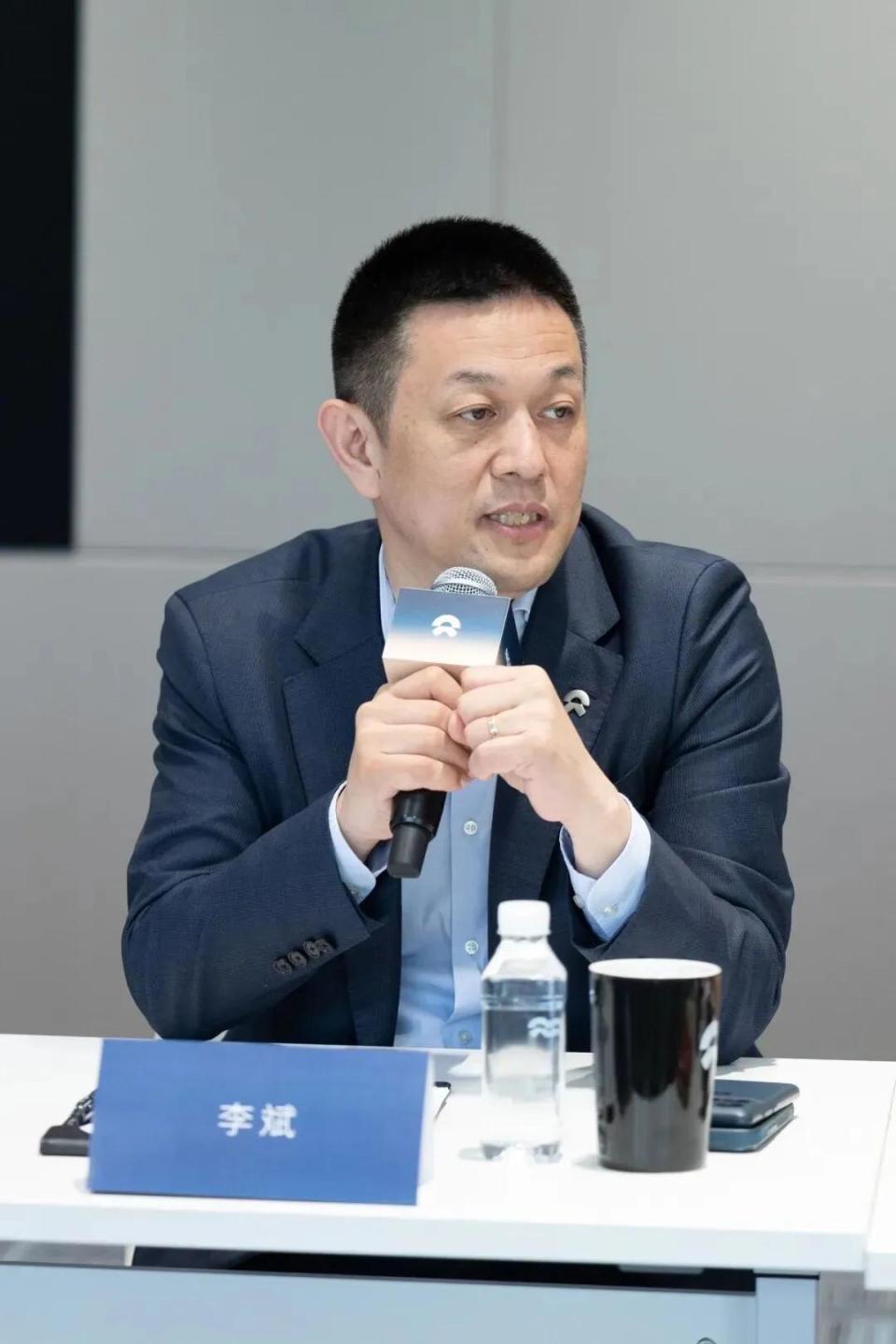 蔚来发布二季度财报,李斌反问为何都连续盈利了市场还不买账?