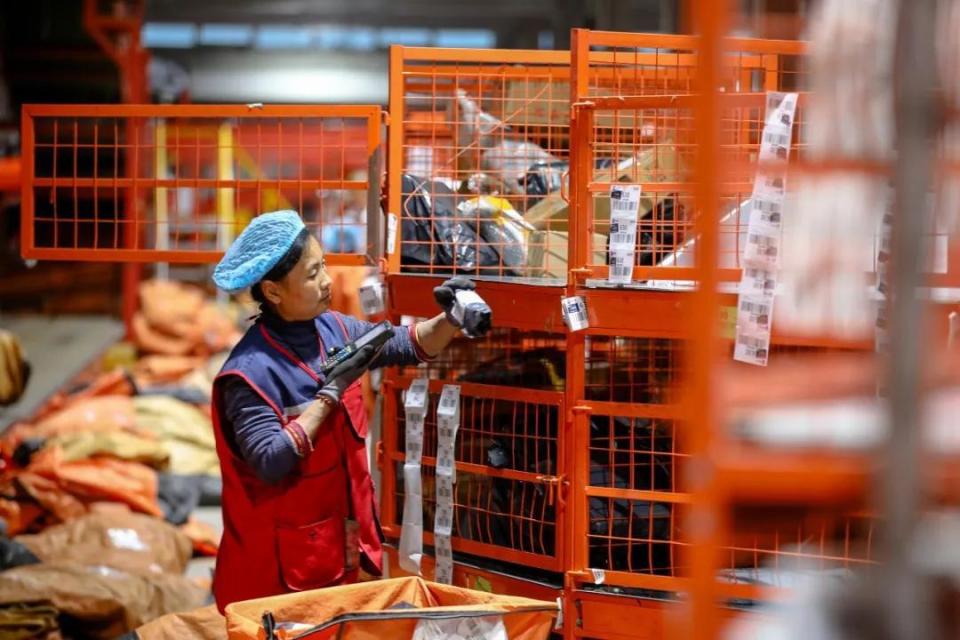 京东、阿里同日交锋开双十一启动会,到底有多少利好用户?